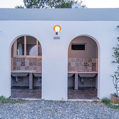 Anassa Cycladic Village Галисас Екстериор снимка